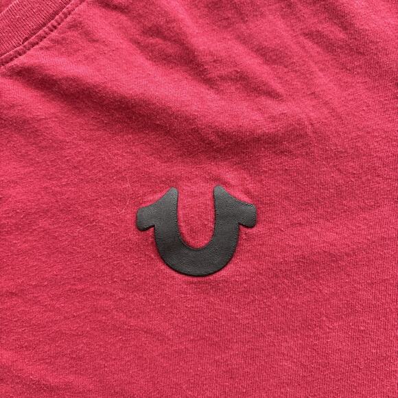 True Religion World Tour Men XL T-Shirt Red V-Neck Horseshoe Logo 100% Cotton - Picture 3 of 8